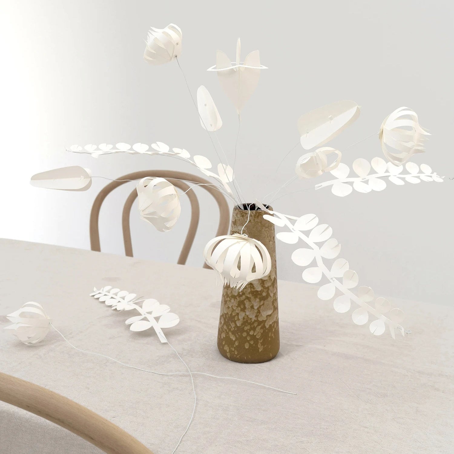 White Paper Field Flowers – Large